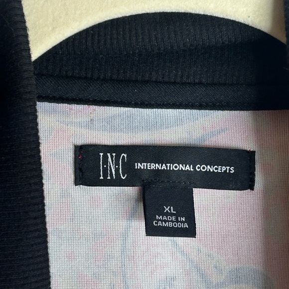 INC International Concepts Red Black Paisley Bomber Jacket Velvet Hip Hop Lux - Picture 7 of 10